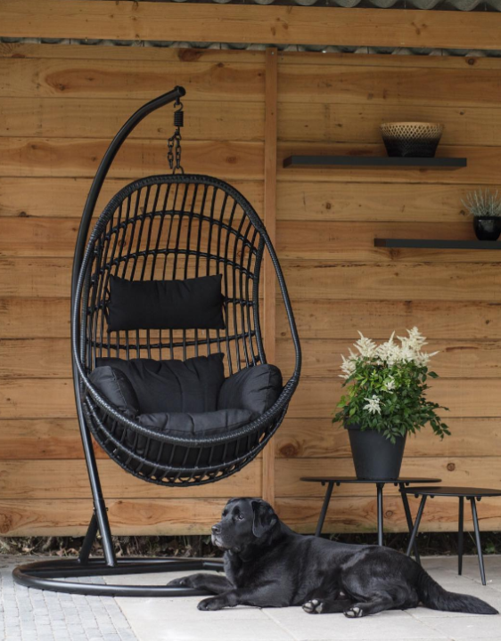 Een trendy hangstoel van Lesli Living vind je natuurlijk bij Toptuincentrum.nl!