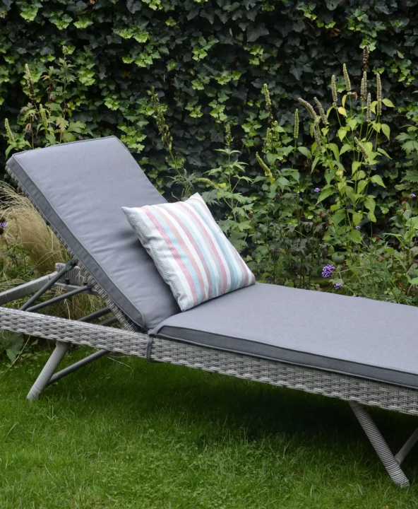 Een trendy ligstoel tuin koop je natuurlijk bij Toptuincentrum.nl!