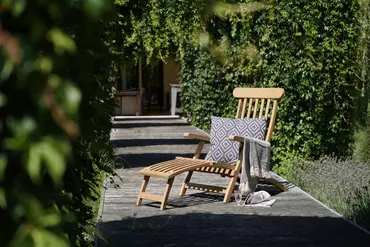 Deckchair Teak verstelbaar sfeer tuin