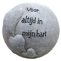 Gedenkbeeld bol met tekst 12x12x12cm