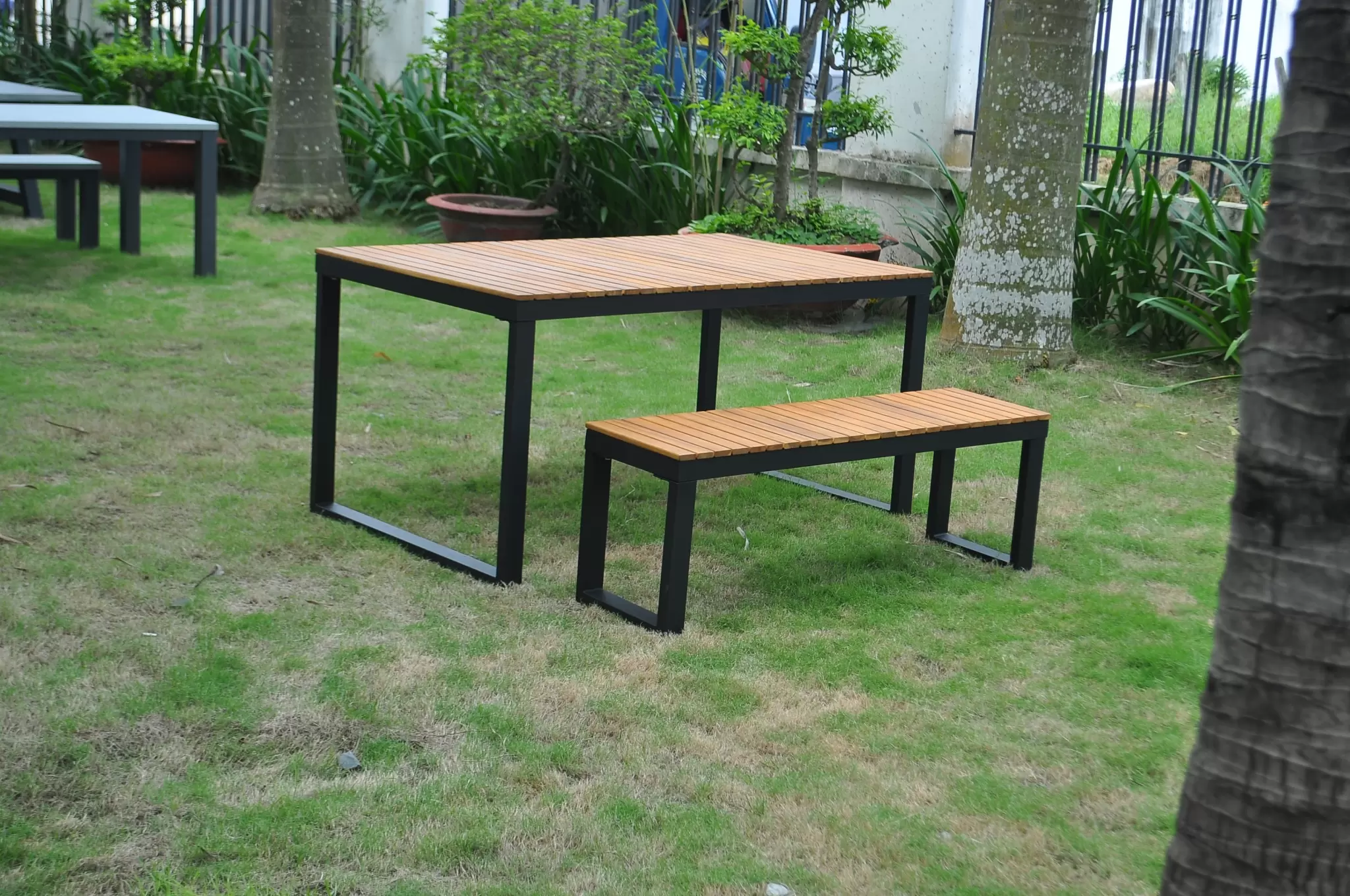 rekken Bad Tahiti Outlet Dining Tuintafel Vita Bric Acacia 200cm - Zwart - Top Tuincentrum