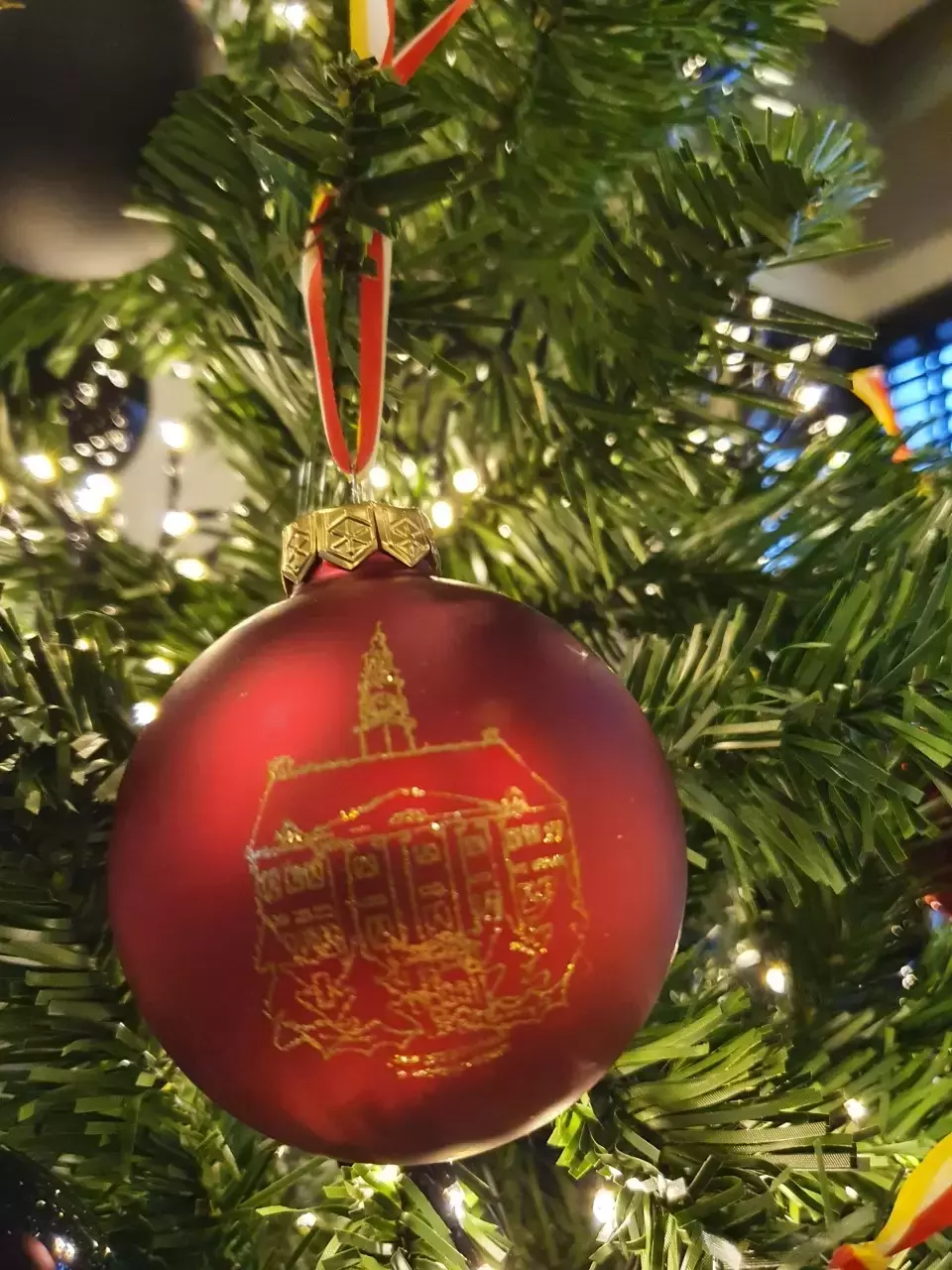Kerstbal glas 8 cm Stadhuis | Rood